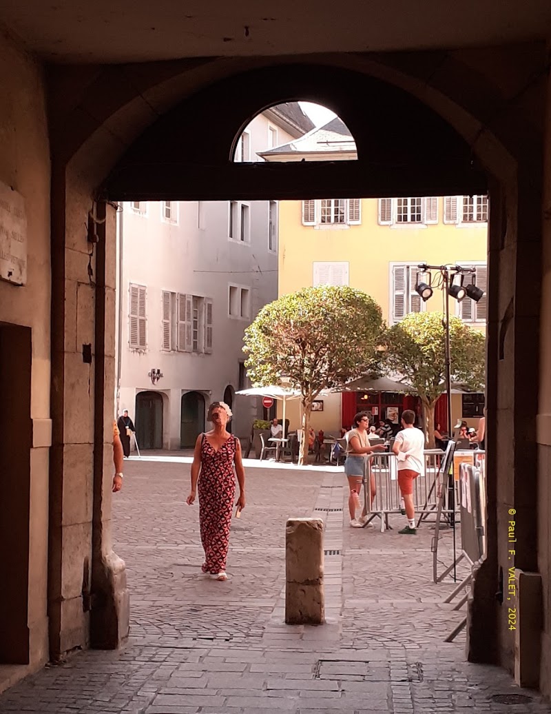 Place Image
