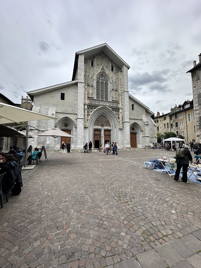 Place Image