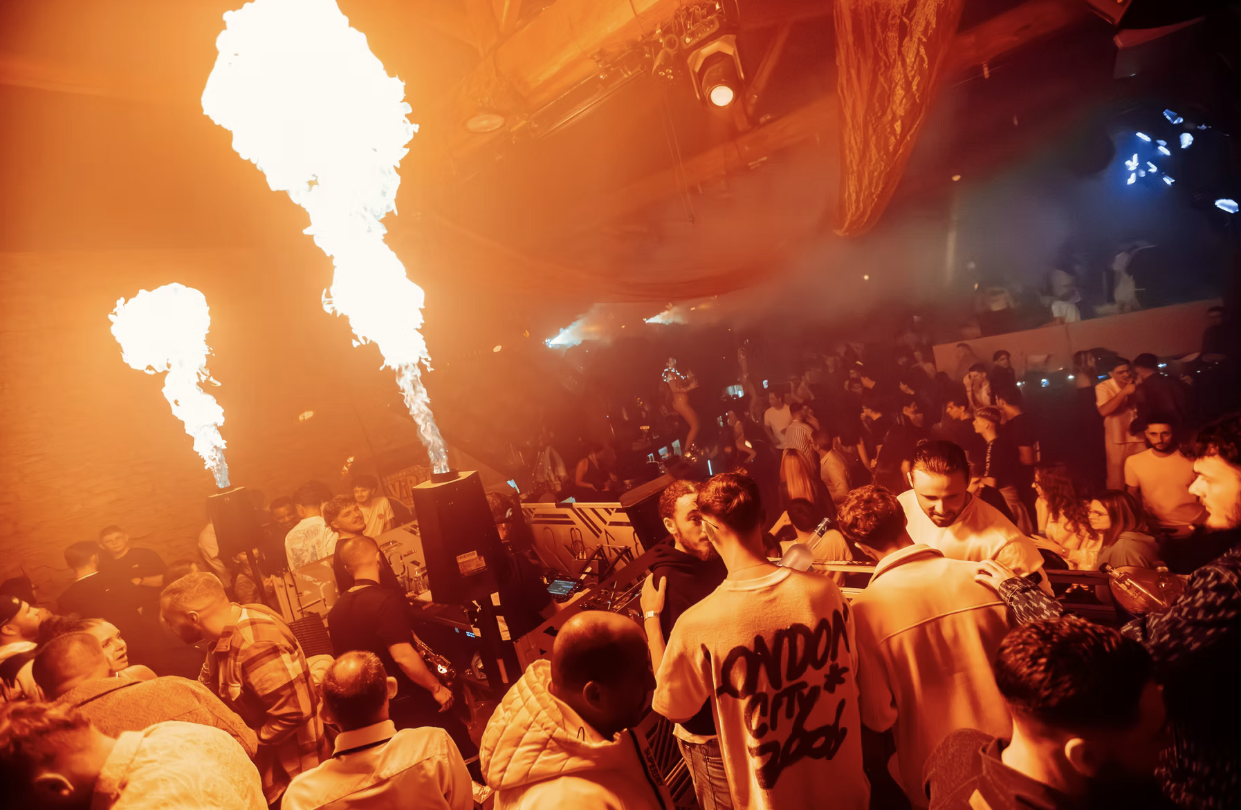 1810 Apero Club