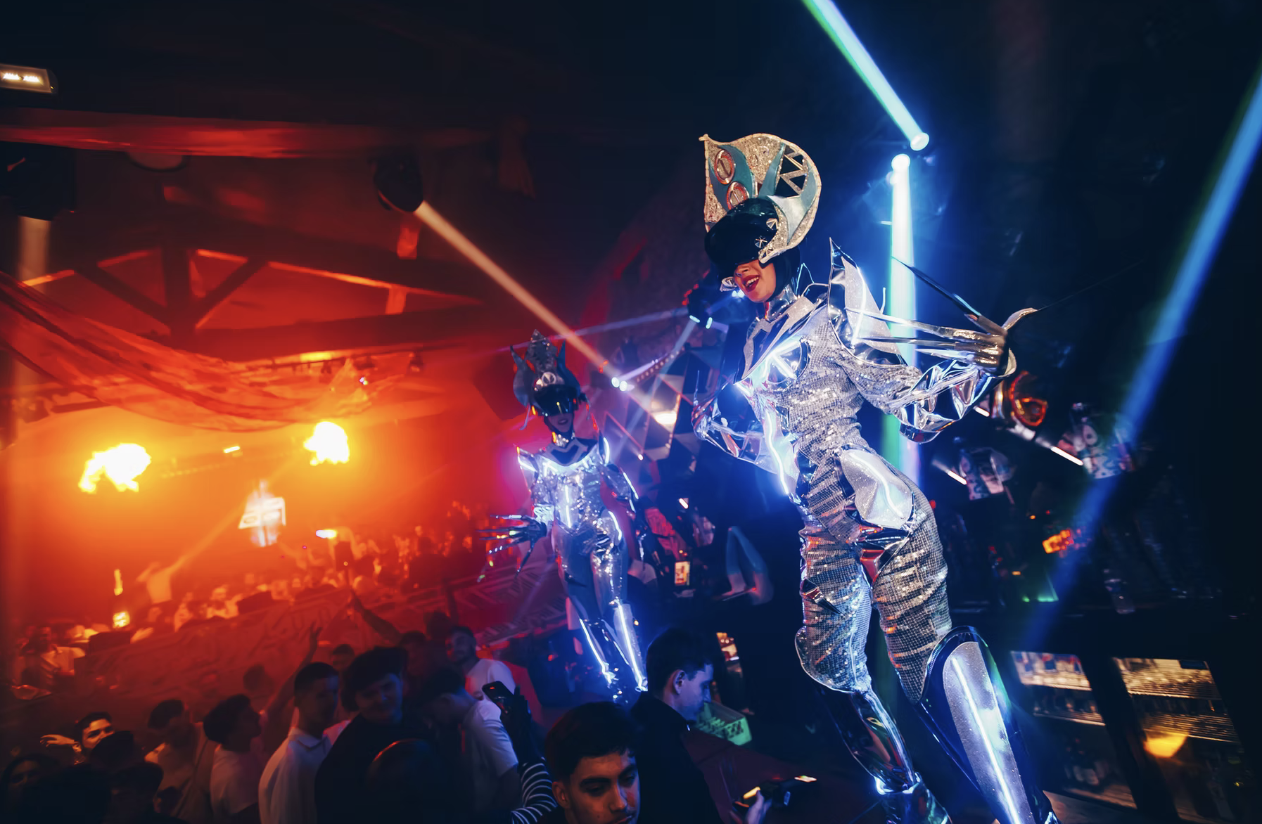 1810 Apero Club
