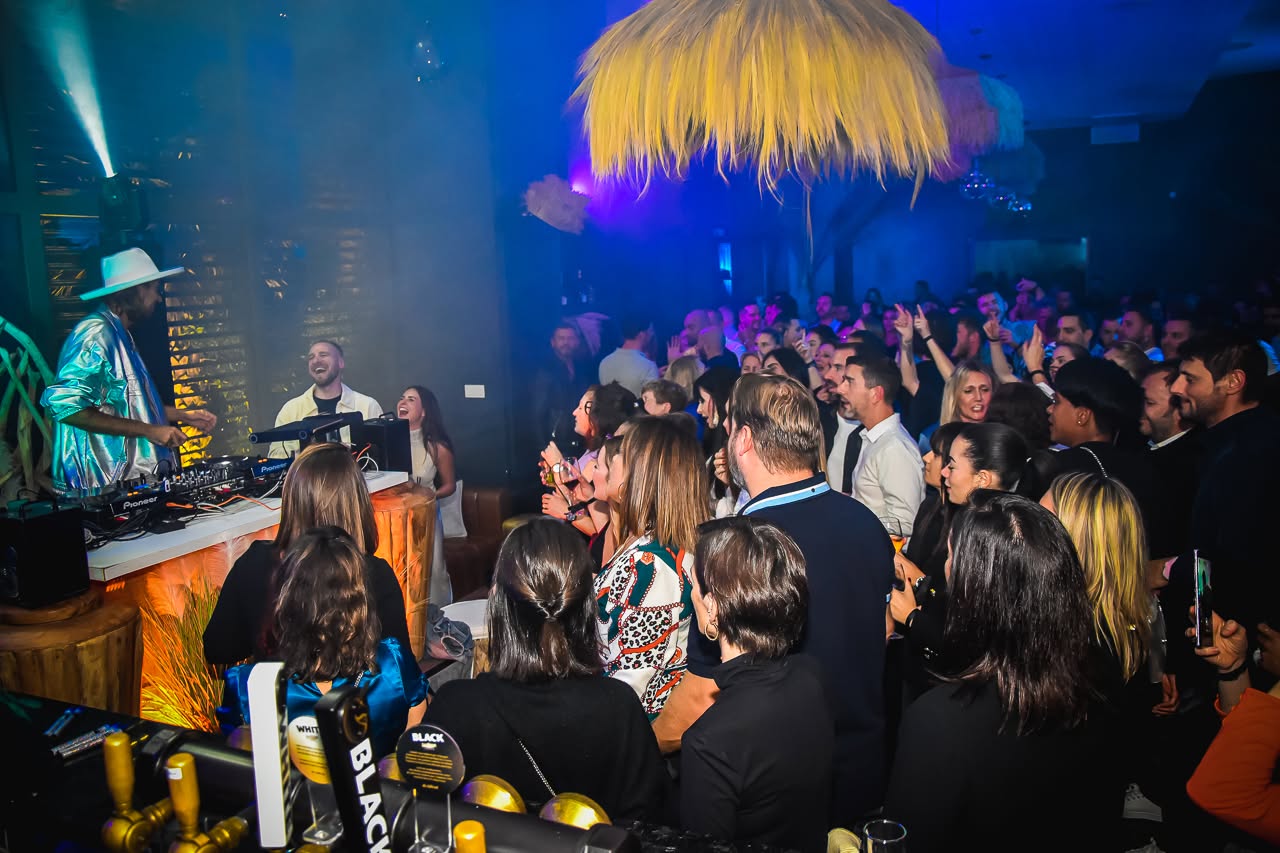 Bacchus Club & Rooftop