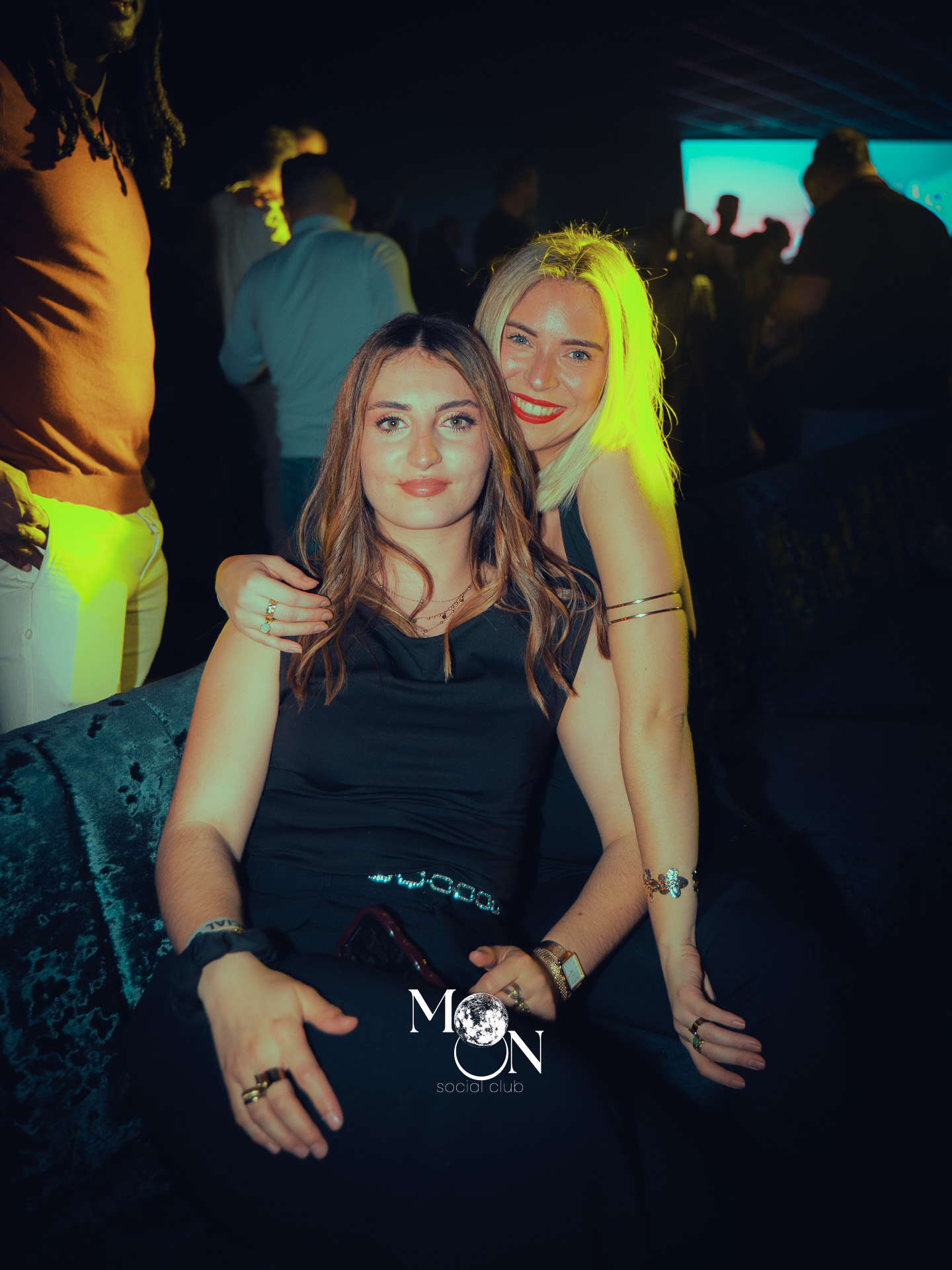 Moon Social Club